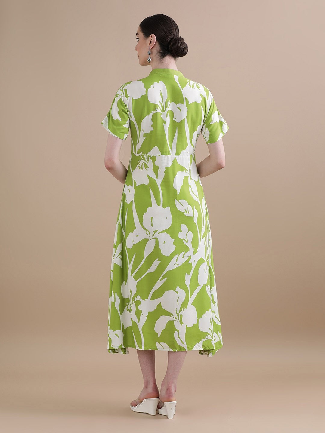 Women’s Blue Floral Print Maxi Dress | V-Neck Short Sleeve A-Line Long Dress with Pockets for Casual & Daily Wear