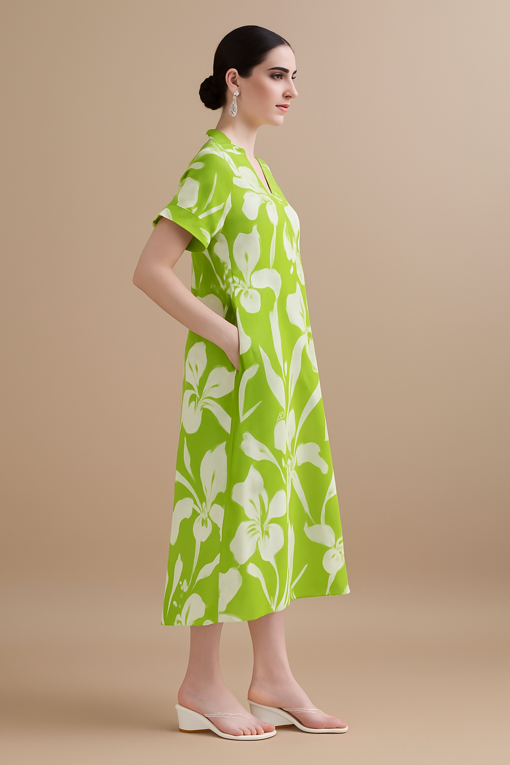 Women’s Blue Floral Print Maxi Dress | V-Neck Short Sleeve A-Line Long Dress with Pockets for Casual & Daily Wear